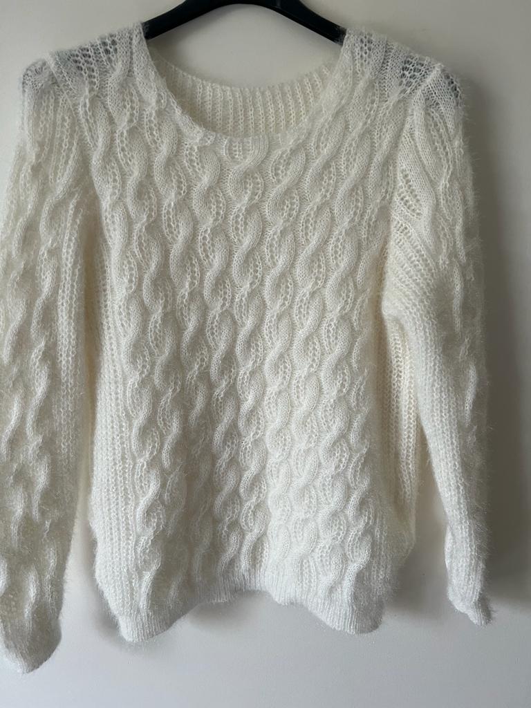 Dark Gray Pull maille tressé avec mohair beige